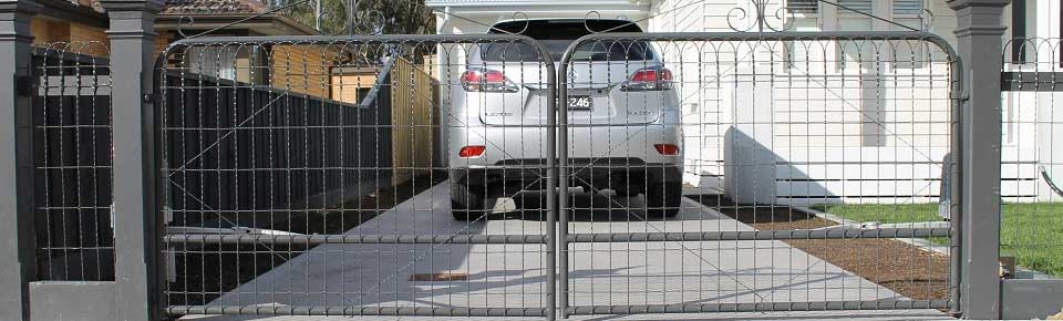 Woven Wire Automatic Swing Gates